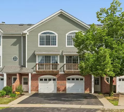 856 W Saint Johns Pl, Palatine, IL 60067