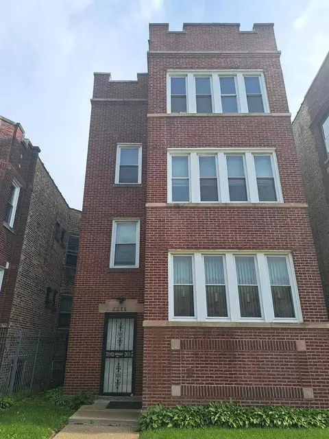 5037 W Adams St, Chicago, IL 60644