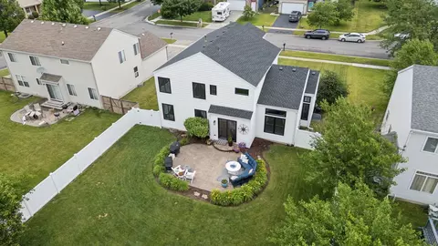 View/Area - 2921 Stillwater Ct, Plainfield, IL 60586 photo 7 of 11