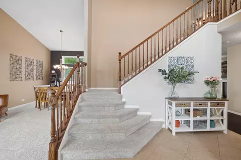 Entry Way - 2921 Stillwater Ct, Plainfield, IL 60586 photo 2 of 4