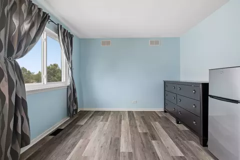 Bedroom - 2921 Stillwater Ct, Plainfield, IL 60586 photo 2 of 5