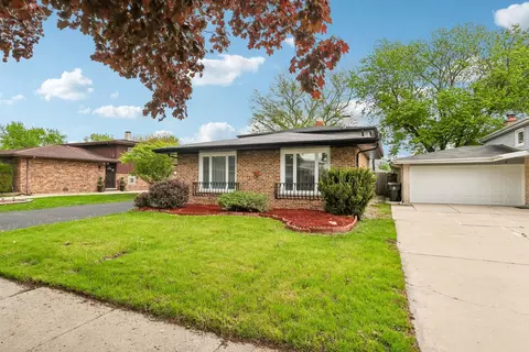 15631 End Ave, Dolton, IL 60419