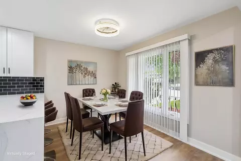 Dining - 15631 End Ave, Dolton, IL 60419 photo 2 of 3