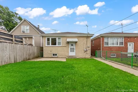 Exterior - 7320 W 58th St, Summit, IL 60501 photo 6 of 6