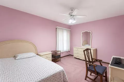 Bedroom - 150 Shady Ln, Bartlett, IL 60103 photo 10 of 12
