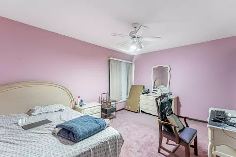 Bedroom - 150 Shady Ln, Bartlett, IL 60103 photo 9 of 11