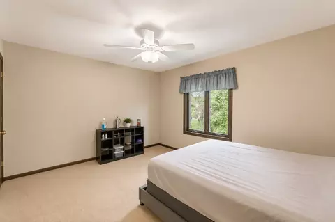 Bedroom - 150 Shady Ln, Bartlett, IL 60103 photo 7 of 12