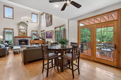 Dining - 3483 Comstock Ave, Dekalb, IL 60115 photo 3 of 4