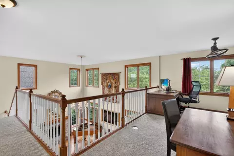Entry Way - 3483 Comstock Ave, Dekalb, IL 60115 photo 2 of 2