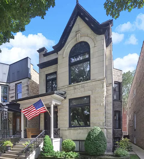 3855 N Greenview Ave #2A, Chicago, IL 60613