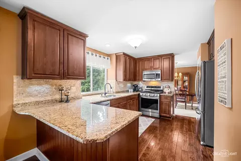 Kitchen - 1117 Auburn Ln, Bartlett, IL 60103 photo 1 of 2