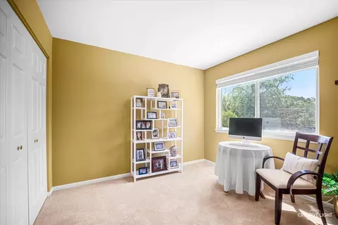 Bedroom - 1117 Auburn Ln, Bartlett, IL 60103 photo 4 of 4