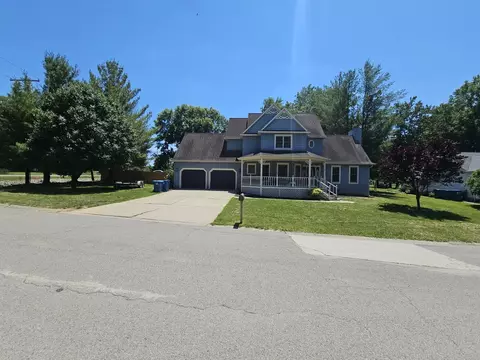 1 Brookhaven Dr, Mount Vernon, IL 62864