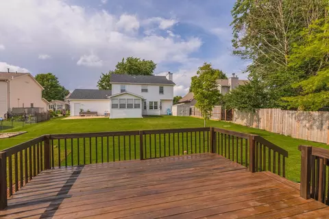 Exterior - 1014 Sawgrass Dr, Normal, IL 61761 photo 7 of 10