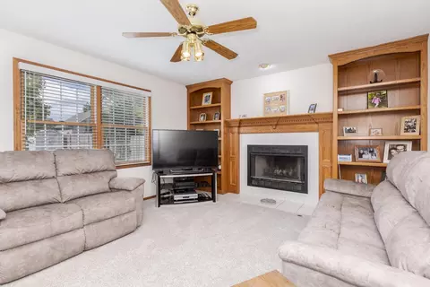 Living - 1014 Sawgrass Dr, Normal, IL 61761 photo 5 of 5