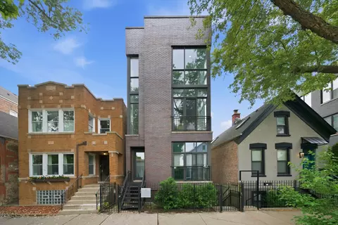 2062 N Leavitt St #2, Chicago, IL 60647