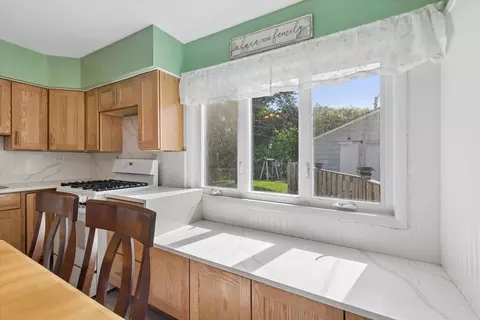 Kitchen - 4409 Center Ave, Lyons, IL 60534 photo 4 of 4