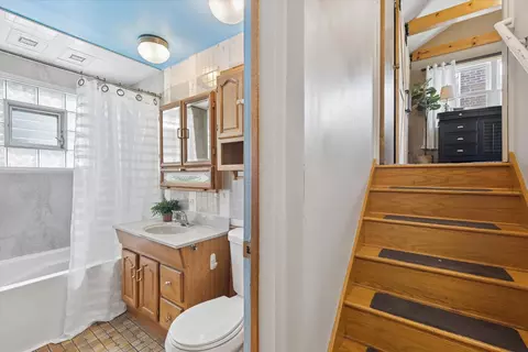 Entry Way - 4409 Center Ave, Lyons, IL 60534 photo 1 of 1