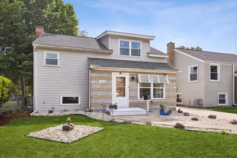 Exterior - 4409 Center Ave, Lyons, IL 60534 photo 3 of 8