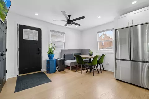Entry Way - 13342 S Avenue N, Chicago, IL 60633 photo 1 of 3
