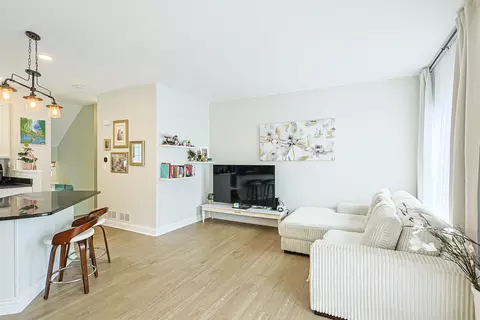 Living - 2425 Daybreak Ct #0, Elgin, IL 60123 photo 2 of 2