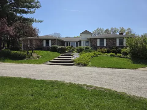 7289 N 2300th Ave, Geneseo, IL 61254