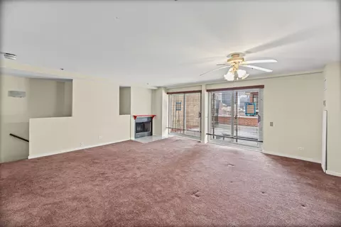 Living - 40 E 9th St #1907, Chicago, IL 60605 photo 10 of 11
