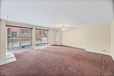 Living - 40 E 9th St #1907, Chicago, IL 60605 photo 9 of 11