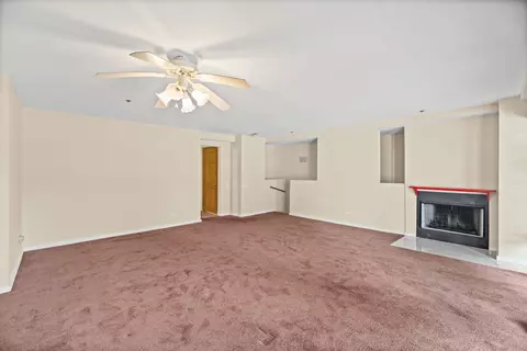 Living - 40 E 9th St #1907, Chicago, IL 60605 photo 11 of 11