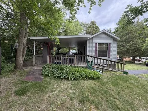 2795 E 28th Lot 565 Rd, Seneca, IL 61360