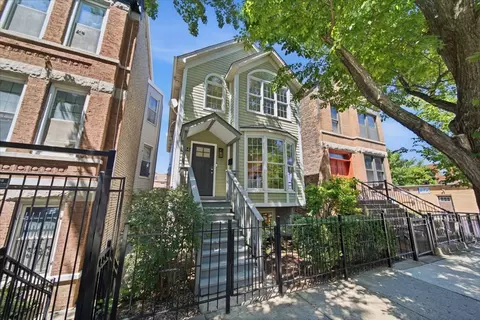 1614 W Wabansia Ave, Chicago, IL 60622