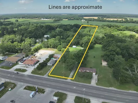 1249 S Washington St, Duquoin, IL 62832