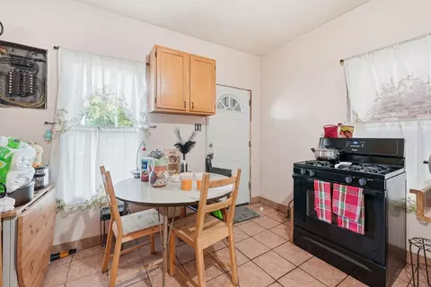 Kitchen - 541 W Root St, Chicago, IL 60609 photo 3 of 3