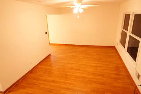 Living - 1943 Hancock Dr, Hoffman Estates, IL 60169 photo 1 of 3