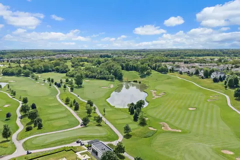 View/Area - 1102 Pine Valley Ct, Elgin, IL 60124 photo 3 of 4