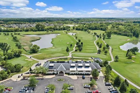View/Area - 1102 Pine Valley Ct, Elgin, IL 60124 photo 4 of 4