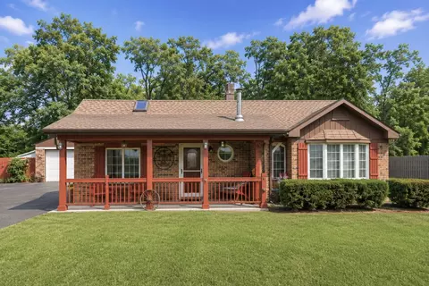10606 W Eastwood Rd, Beach Park, IL 60087