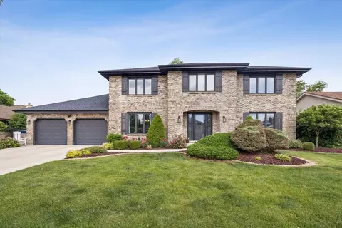 7830 Sioux Rd, Orland Park, IL 60462