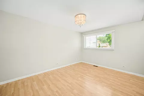 1967 Nottingham Ln, Wheaton, IL 60189 photo 14