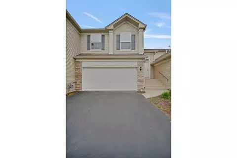 1717 Fieldstone Dr S, Shorewood, IL 60404