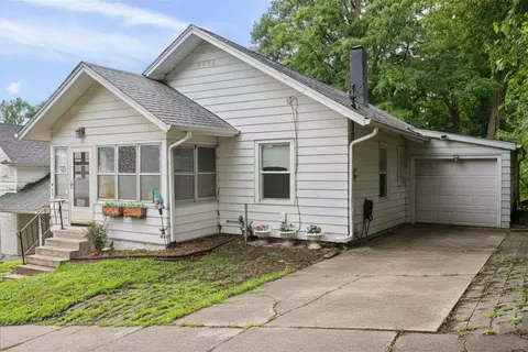 922 Madison St, Davenport, IA 52804