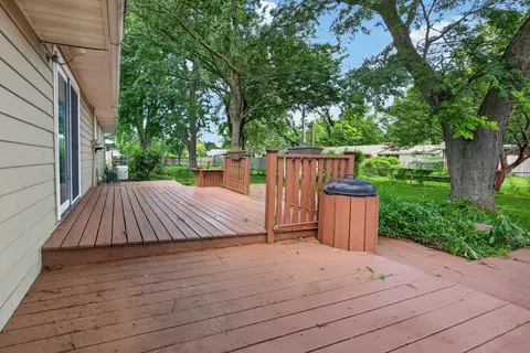 Exterior - 302 Belview Ave, Normal, IL 61761 photo 3 of 12