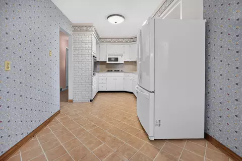 Kitchen - 302 Belview Ave, Normal, IL 61761 photo 1 of 2