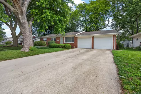 Exterior - 302 Belview Ave, Normal, IL 61761 photo 12 of 12