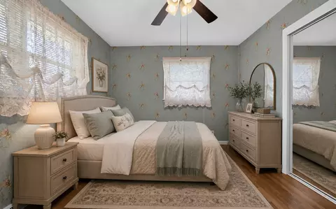 Bedroom - 302 Belview Ave, Normal, IL 61761 photo 1 of 8