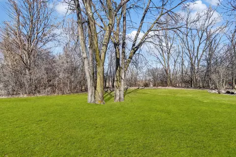 1822 Barthelone St, Crest Hill, IL 60403
