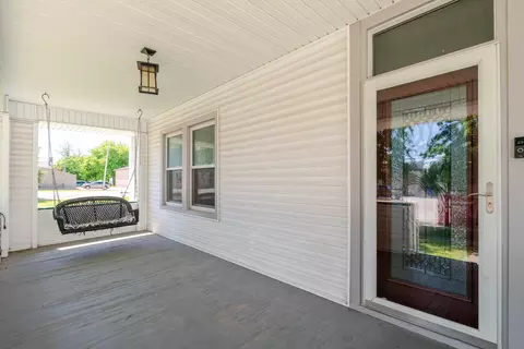 Exterior - 104 E 4th St, Gridley, IL 61744 photo 2 of 6