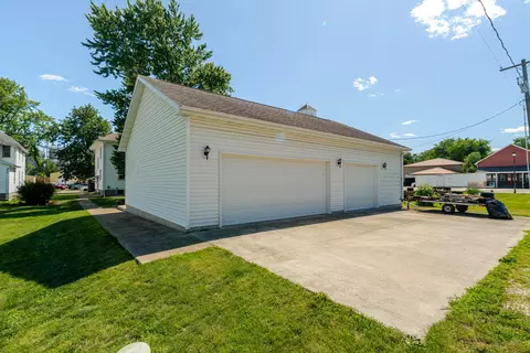 Other - 104 E 4th St, Gridley, IL 61744 photo 5 of 7