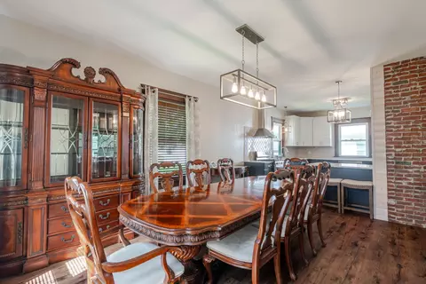 Dining - 104 E 4th St, Gridley, IL 61744 photo 2 of 3