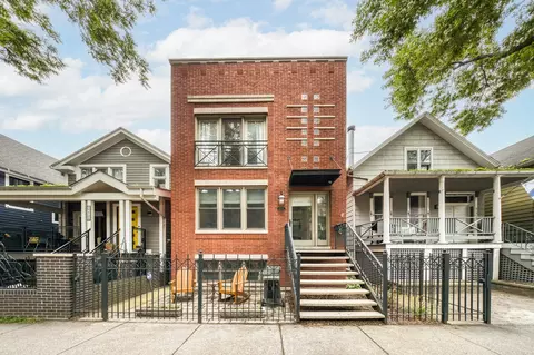 2708 N Wilton Ave, Chicago, IL 60614